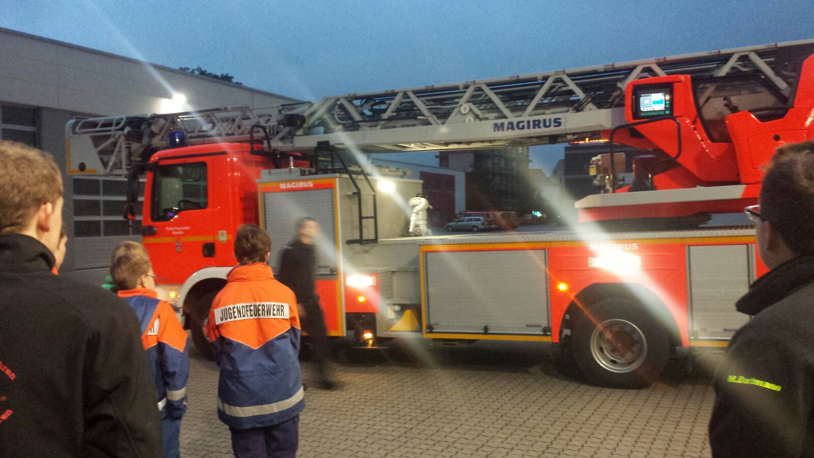 files/fM_k0007/Jugendfeuerwehr/Besichtigung FF Hameln/hameln2.jpg